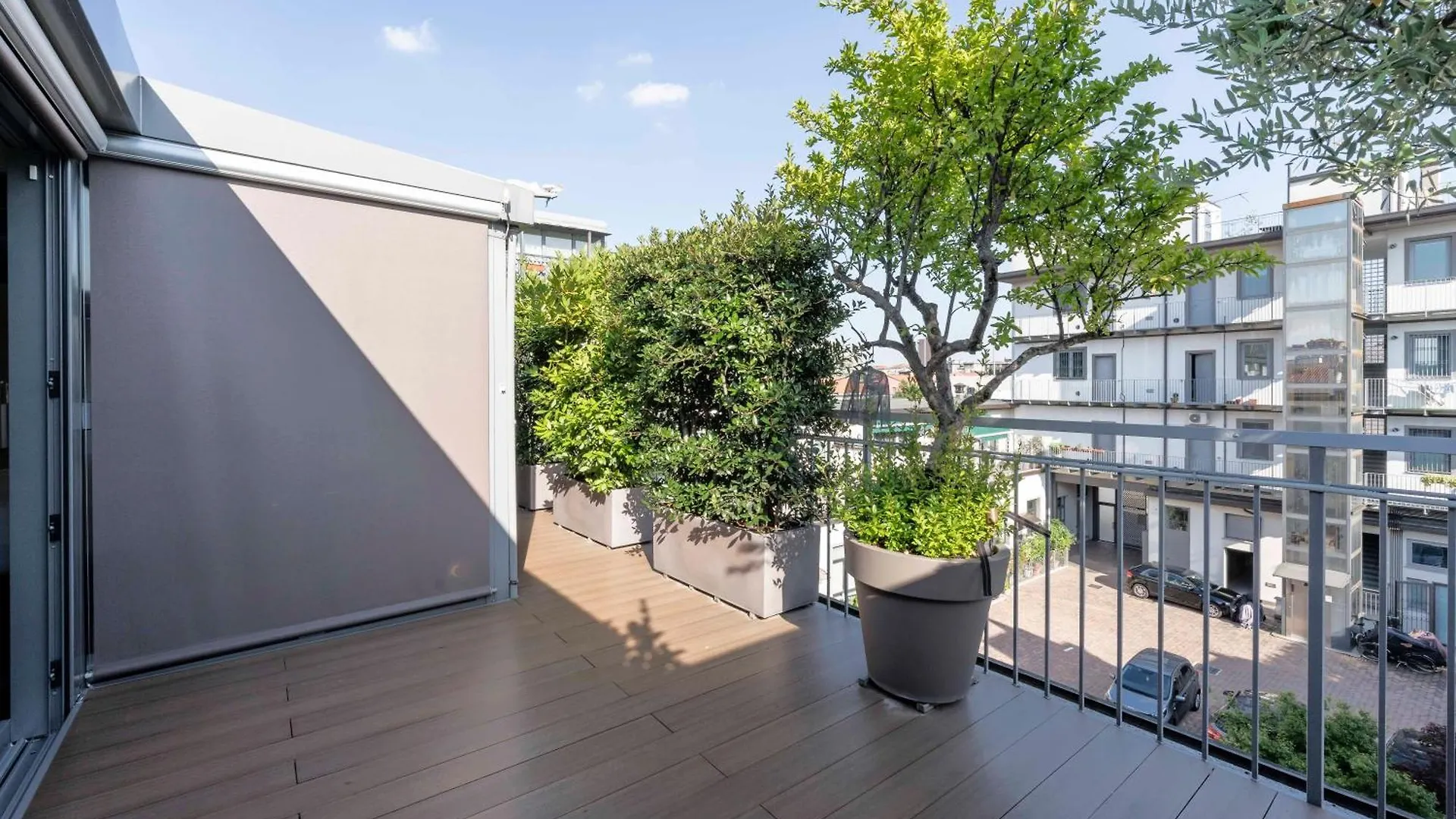 Apartment Suite 46 Attico Con Vista Cielo Milano Italy